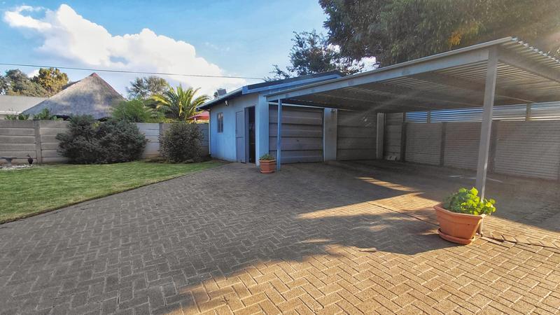 4 Bedroom Property for Sale in Fichardt Park Free State